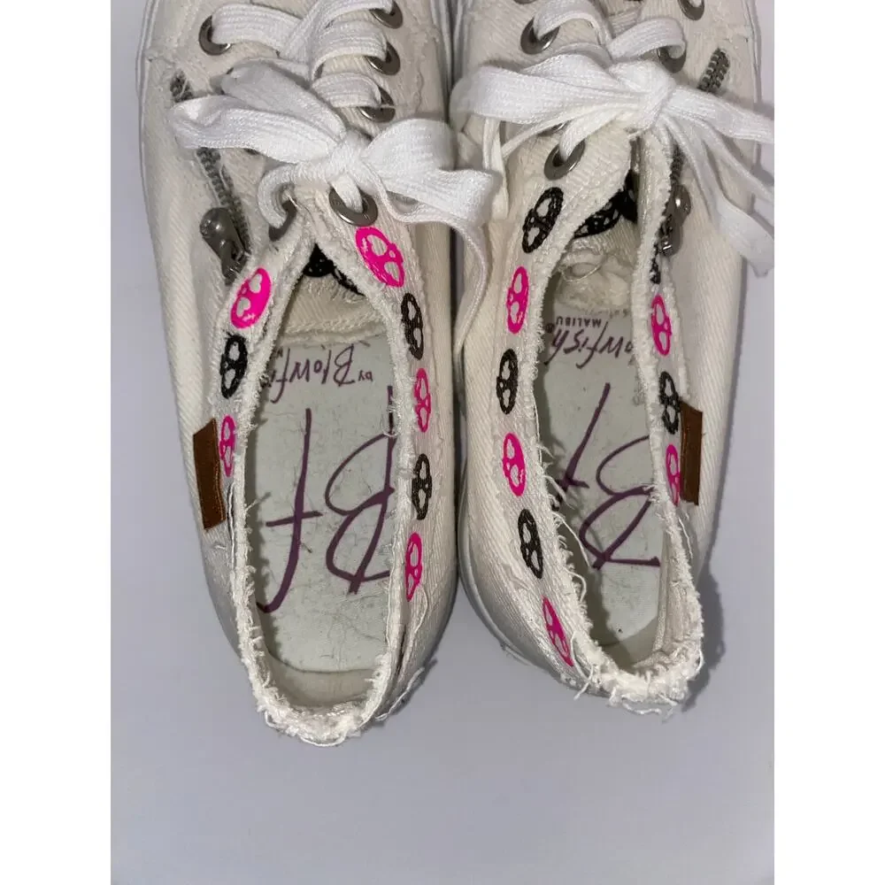 Blowfish Malibu Marley White Canvas Skull Print Sneakers Women’s Size 8.5